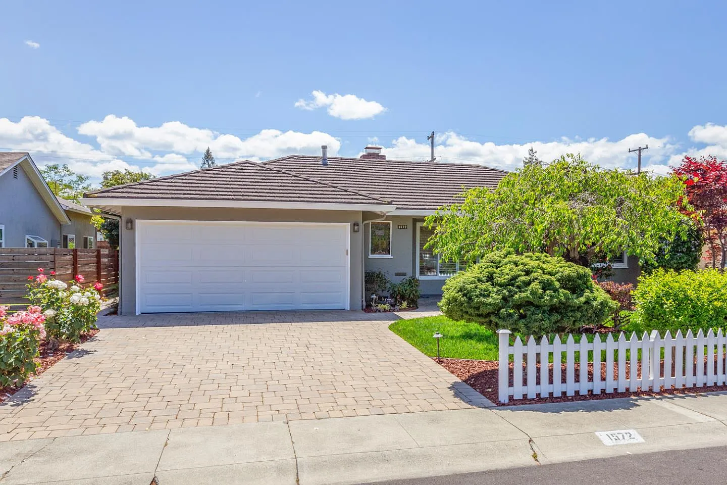 1572 Camino Monde photo 1