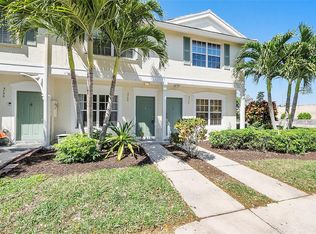 5766 NW 99th Ln, Pompano Beach, FL 33076