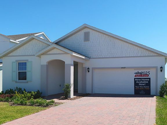 Front Exterior View of a Modern Central Florida Home