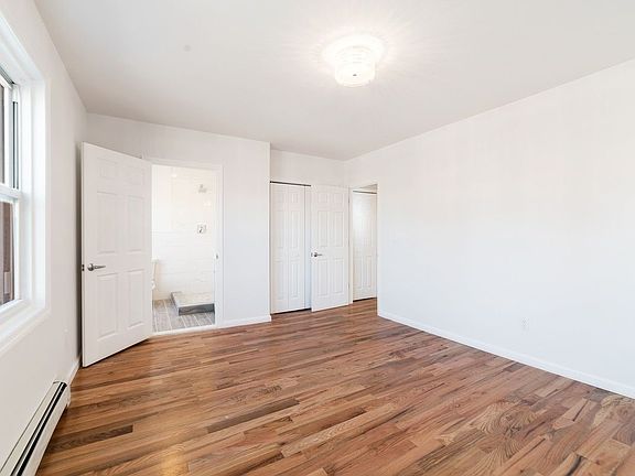 4th image of 1043 Virginia Ave