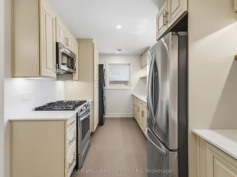 350 Reynolds Rd #1 — Photo 15