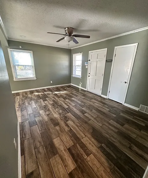 5089 Hampshire Ave — Photo 6