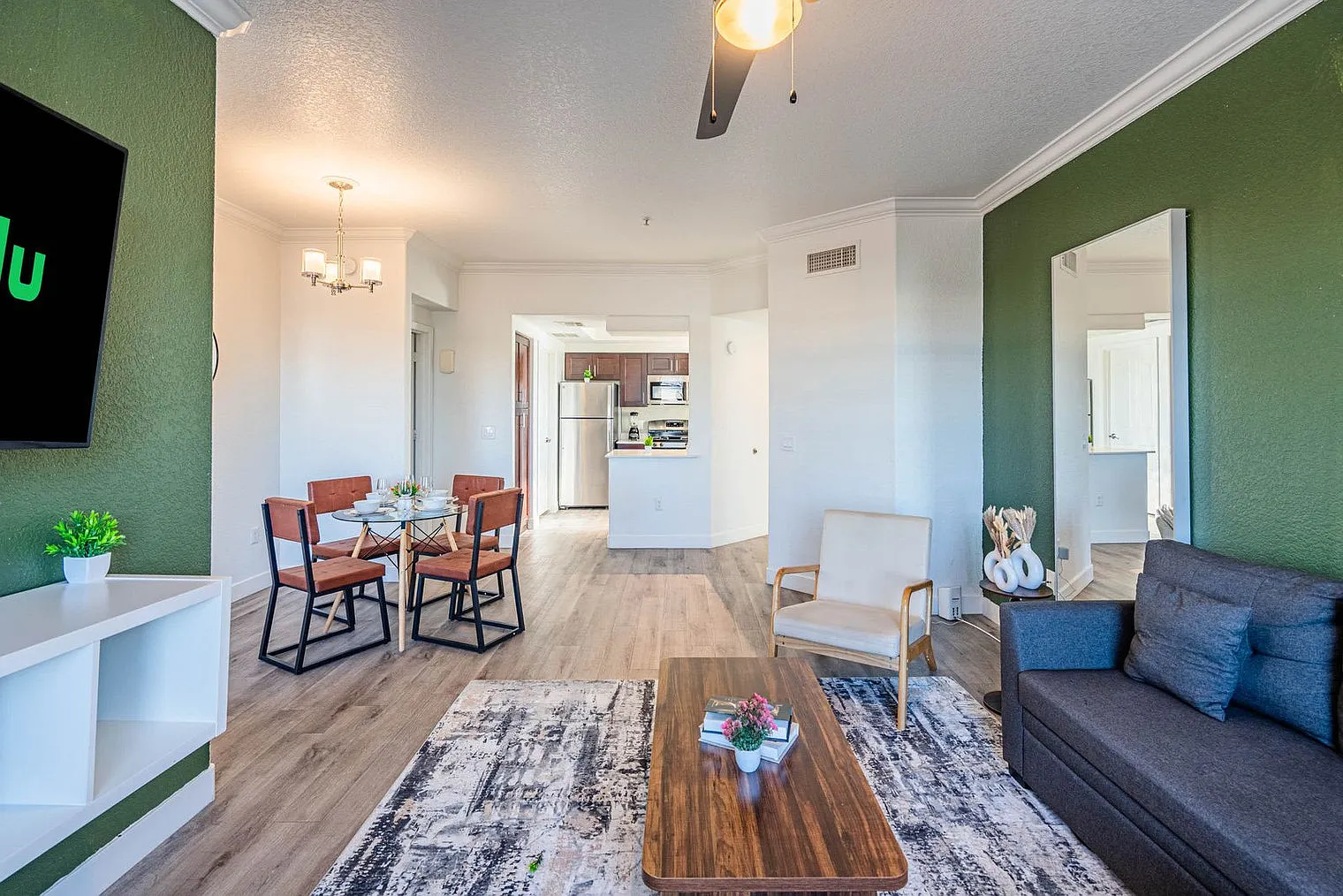 2 bed, 2.0 bath, 1119 sqft, $2,704 — Photo 3