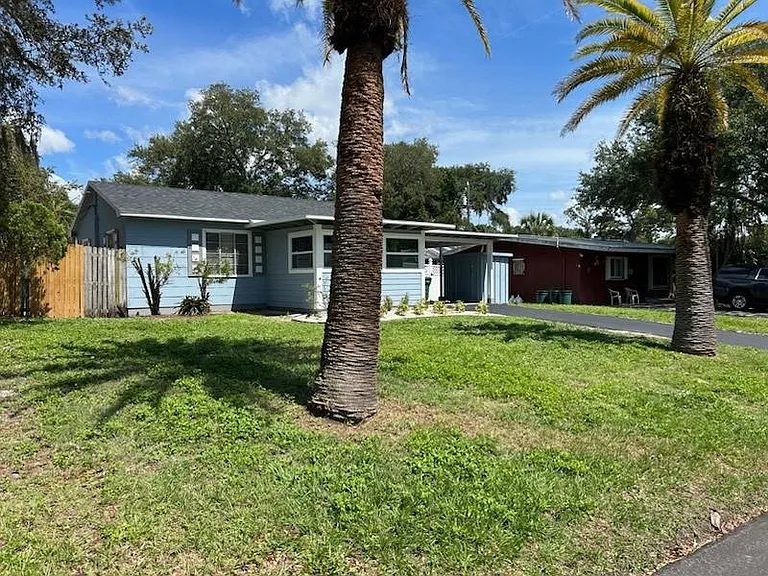 1006 Pelican Dr S — Photo 3