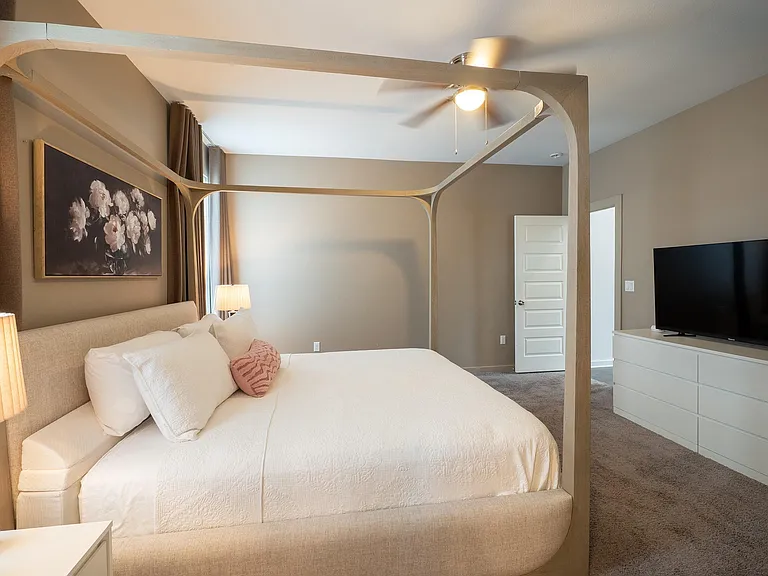 6409 Berkman Dr #4 — Photo 20