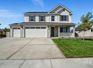 1210 Stirling Meadows Ct, Middleton, ID 83644