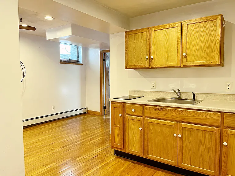 86 Chestnut St — Photo 45