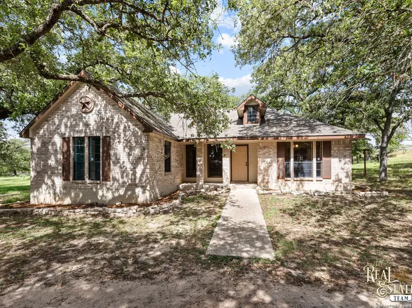 406 HIDDEN DEER, La Vernia, TX 78121
