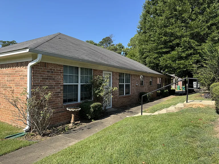 4843 N Park Rd — Photo 1
