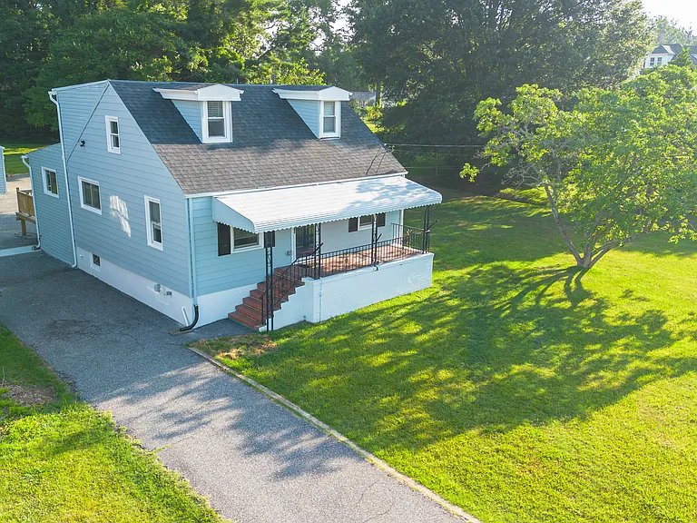 1806 Middleborough Rd — Photo 29