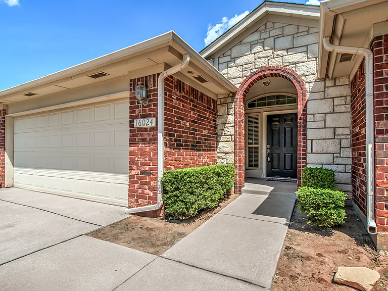 16024 Okalee Ln — Photo 14