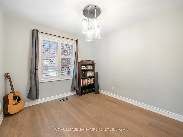 345 Flagstone Ter — Photo 19