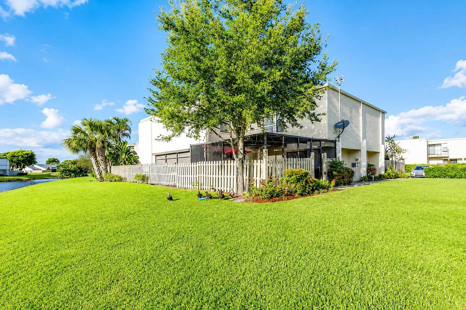 2 bed, 2.5 bath, 1577 sqft, $2,975 — Photo 1