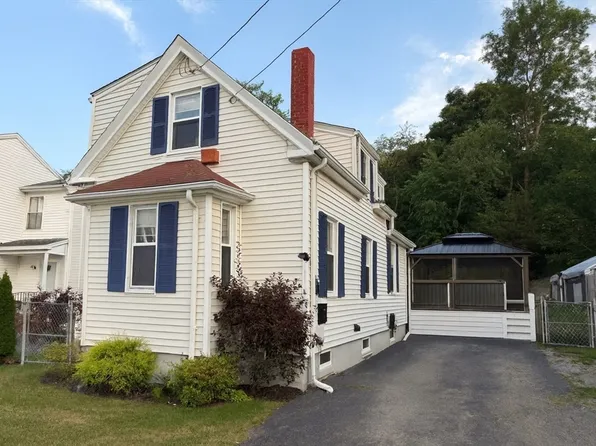 118 Truro St, New Bedford, MA 02745