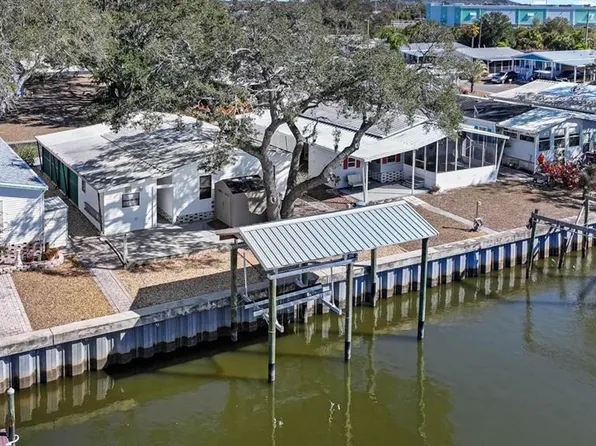 108 N Saint George Cir, Apollo Beach, FL 33572