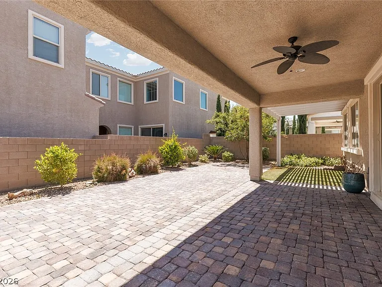 2426 Quiet Ode St — Photo 35