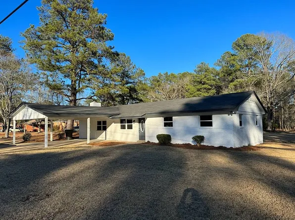 401 Yeates Subdivision Rd, Starkville, MS 39759