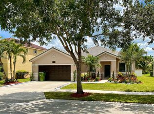 1688 Orchid Bnd, Weston, FL 33327