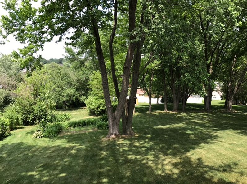 2nd image of 4409 Crown Point Ct