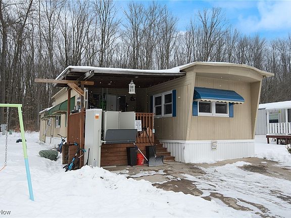 3rd image of 92 Larry Ln
