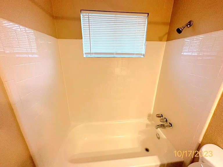 12210 Roandale Dr — Photo 19