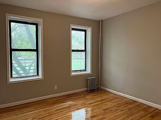 1st image of 423 E 114th St APT 2A
