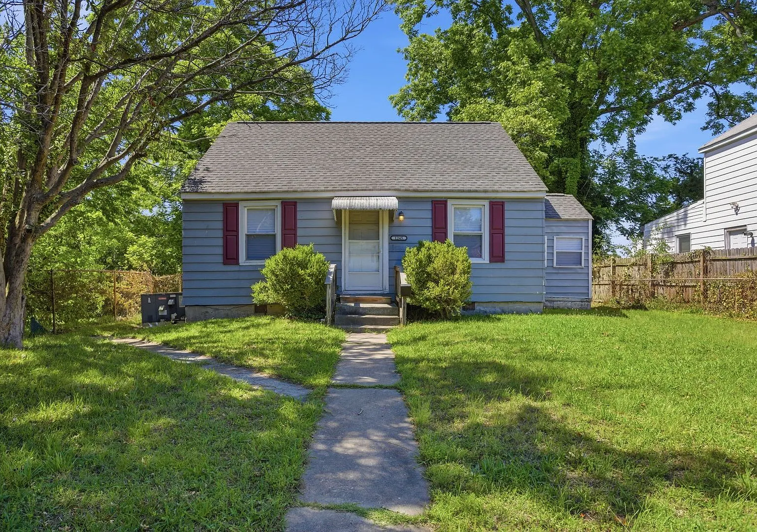 2 bedroom 1 bathroom w/flex space for office in Newport News — Photo 1