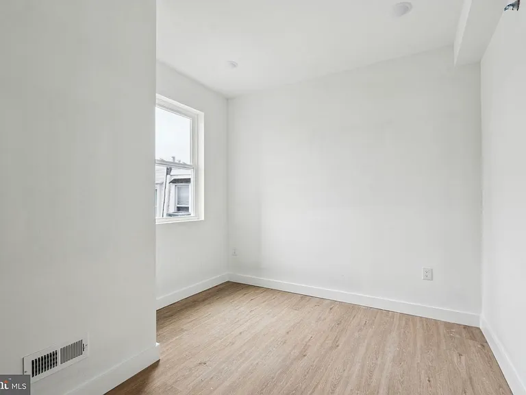 4163 Mantua Ave #2 — Photo 10