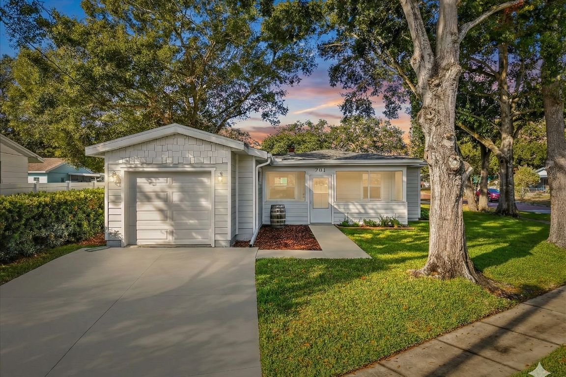 next background image