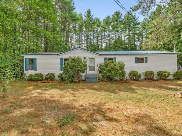 40 Stearns Hill Road, Paris, ME 04281