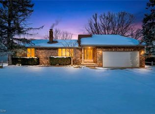 105 Hartford Dr, Medina, OH 44256