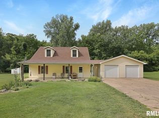9721 S Reed City Rd, Mapleton, IL 61547