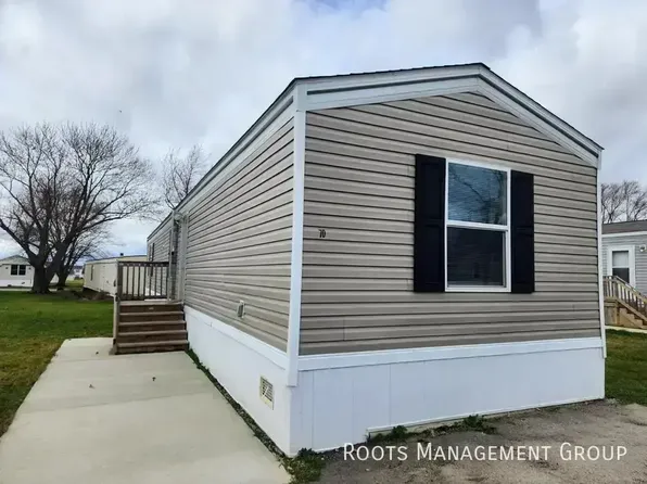 70 Elm St #70, Crestline, OH 44827