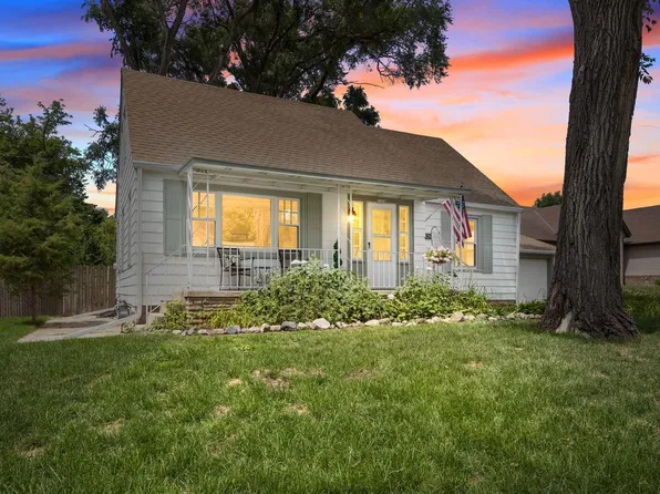 3329 South 114th STREET, Milwaukee, WI 53227