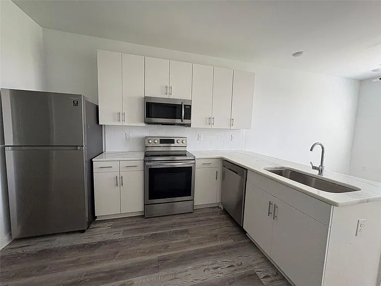 525 Parkway Dr NE #512 — Photo 5