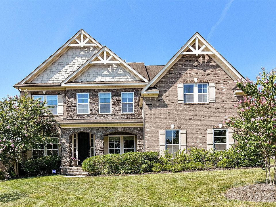 1st image of 2028 Perry Pond Dr