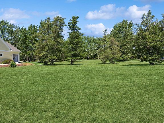3rd image of 7161 Windcliff Dr #9