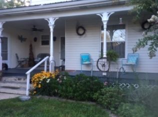 133 Jefferson St, Alderson, WV 24910