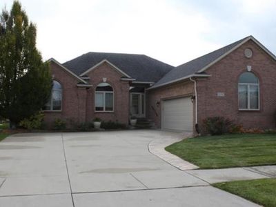 21742 Ambassador Dr, Macomb, MI, 48044