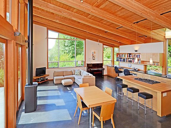 Great room with propane fireplace