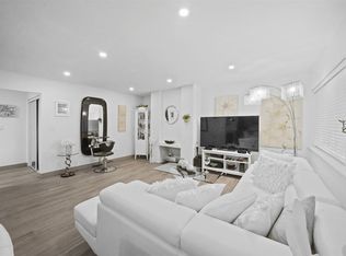 3335 W 6th Ave #302, Vancouver, BC