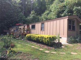 115 Creekwood Cove Rd, Fairview, NC 28730