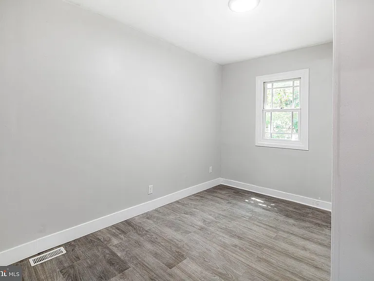 3836 Wyalusing Ave — Photo 15