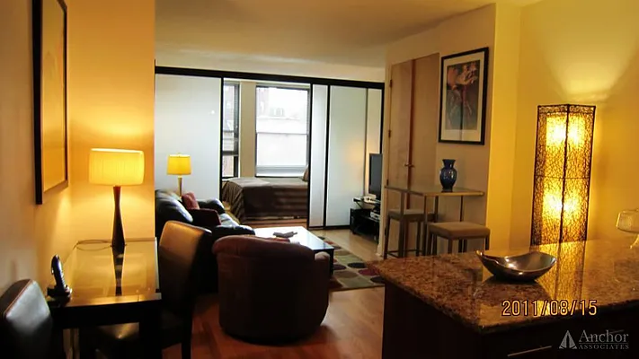 Rented by Anchor Associates | media 26