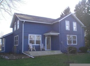 W1581 De Master Rd, Oostburg, WI 53070