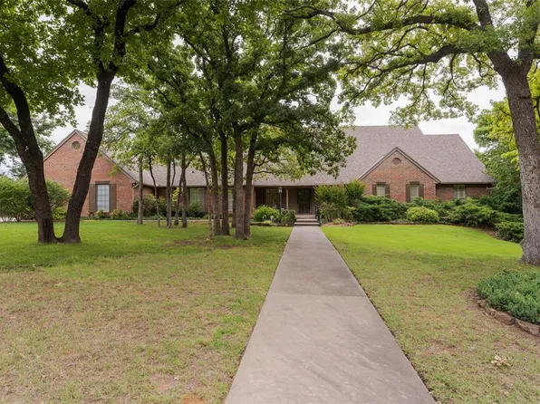 3816 Coachman Rd, Edmond, OK 73013