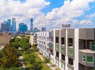 832 Nagle St, Houston, TX 77003