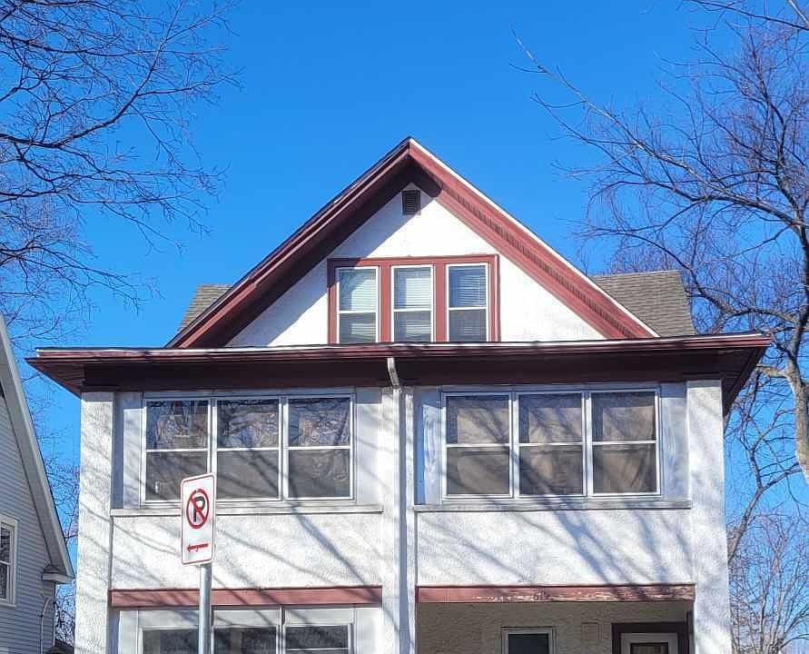 1st image of 619 Queen Ave N