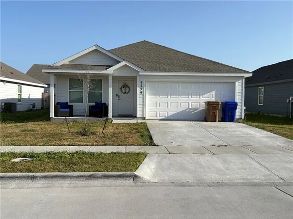9229 Scottish Oak St, Corpus Christi, TX 78409