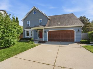 1133 Tewes Ln, Beach Park, IL 60099